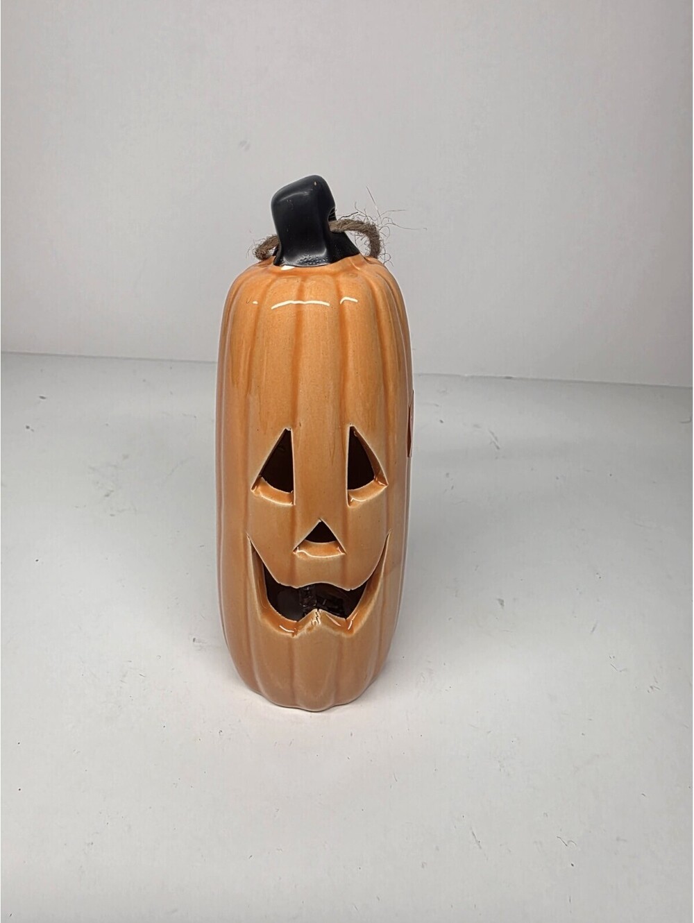 Flashing Pastel Orange Hanging Ceramic Pumpkin Smiling Face Battery Operated